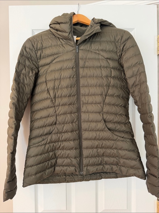 lululemon athletica Jackets & Blazers - lululemon athletica Olive Green Quilted Hooded Puffer Jacket